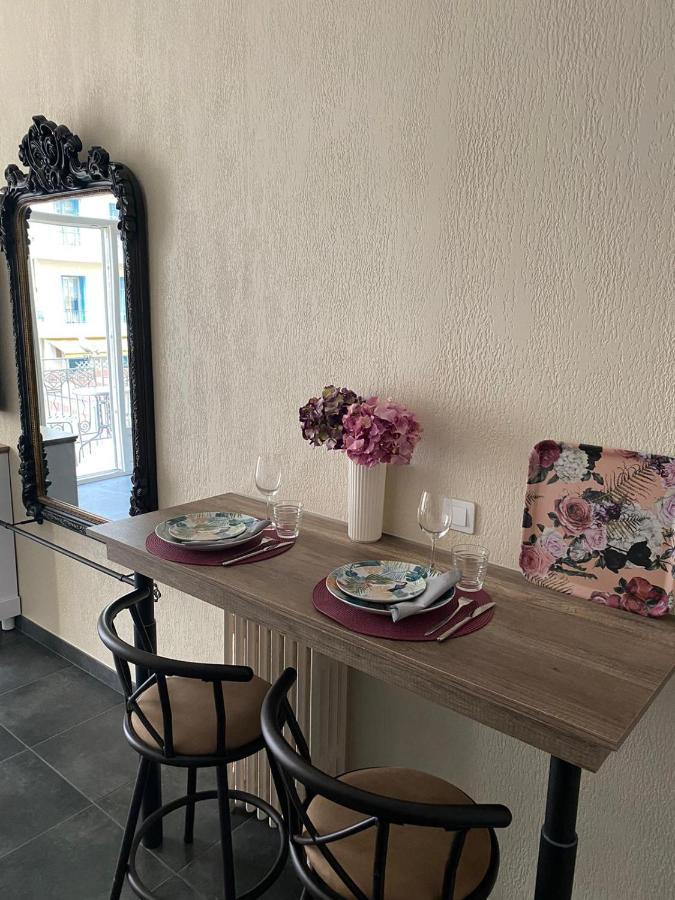Cozy Studio With A Sea View Nizza Kültér fotó